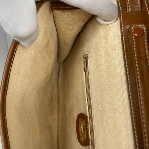 ✅GUCCI ✅ Authentic GG Canvas Crossbody Bag #8 - Picture 14 of 17